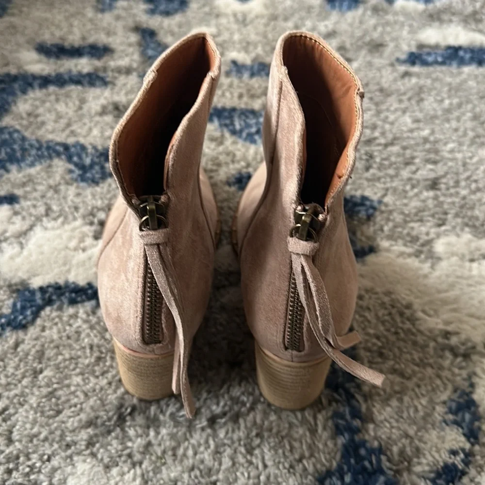 Ccocci Bootie Boots Size 5.5